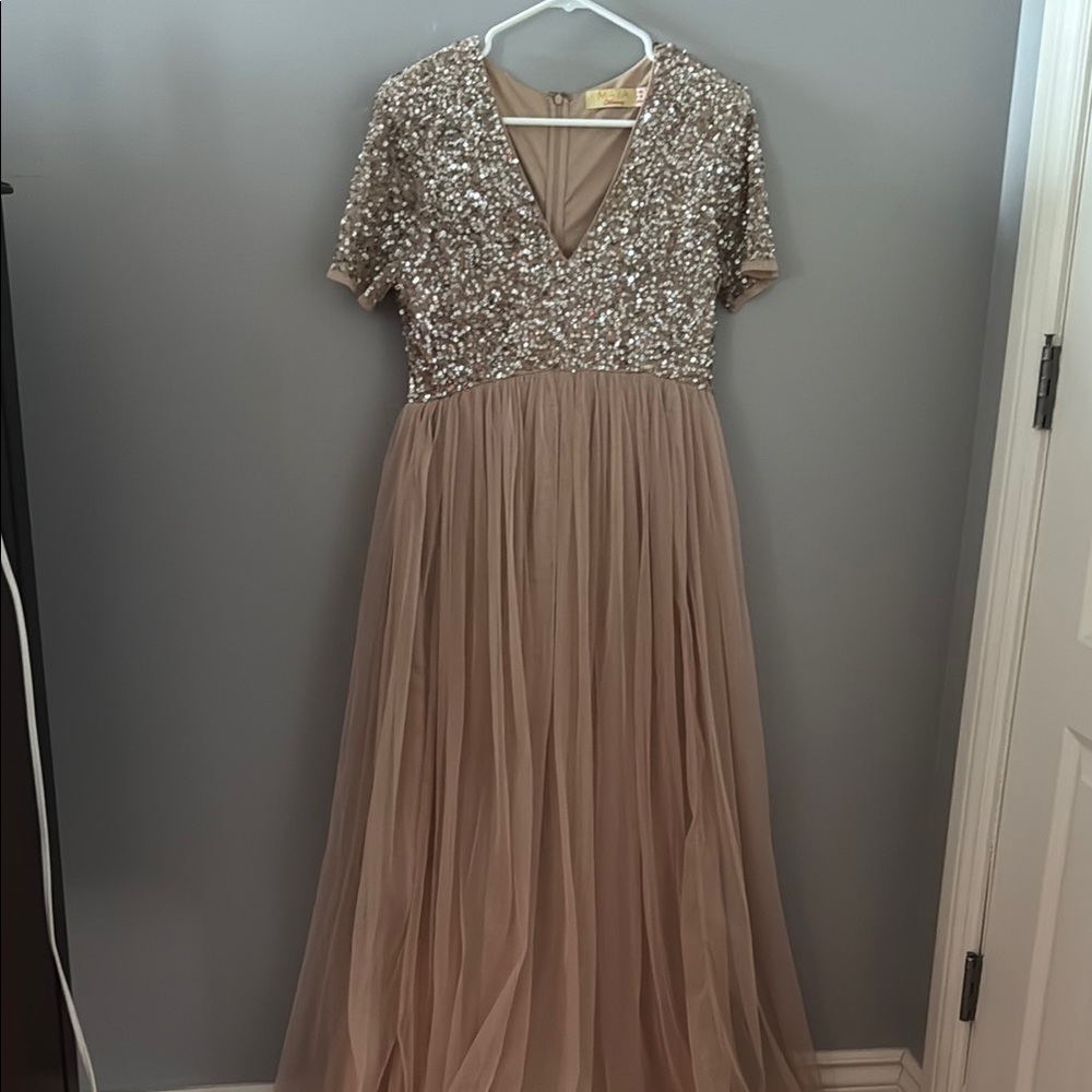 Maya Sequin Top maternity Dress in Gold and Tan